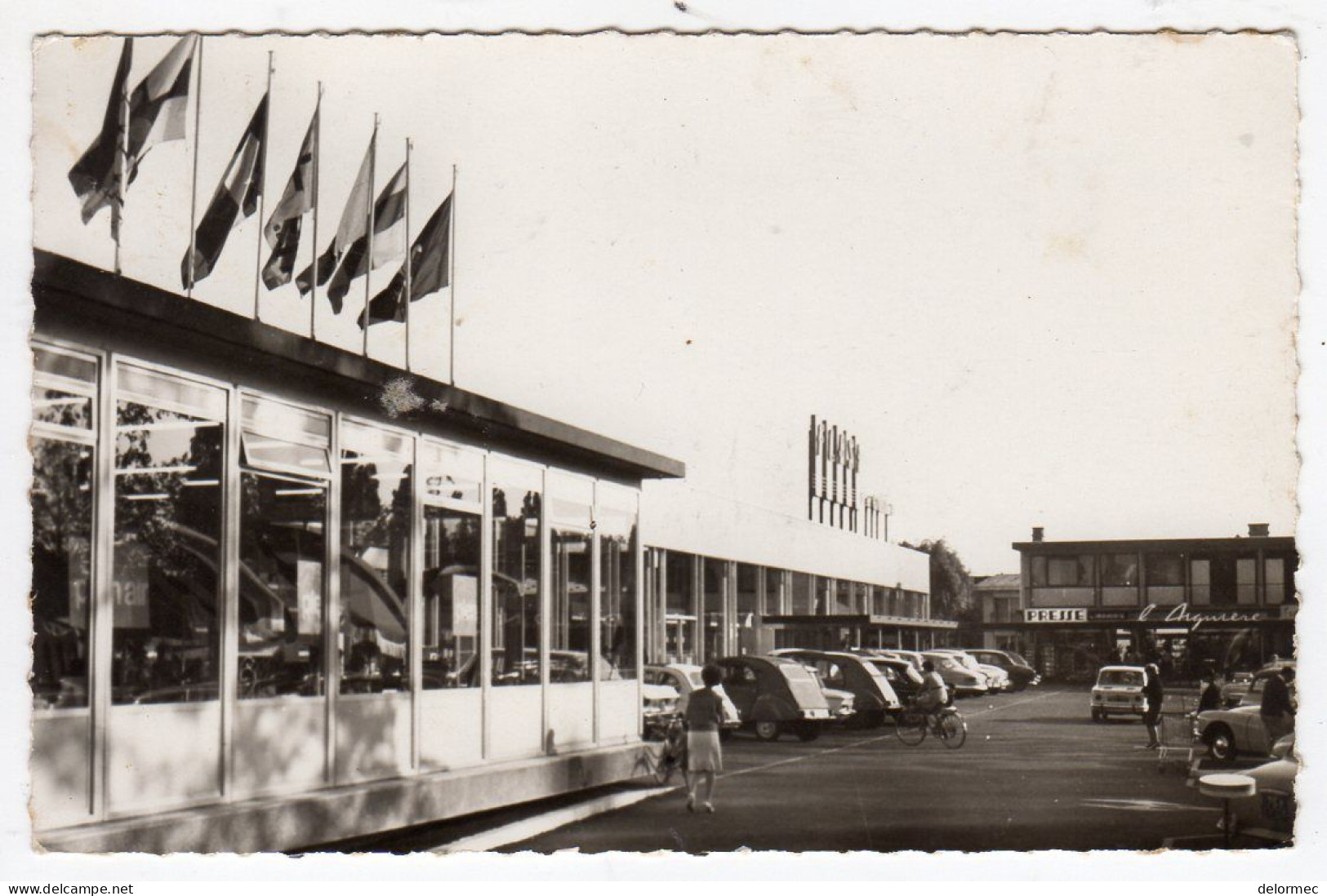 Rare CPSM Photo Marcq En Baroeul 59 Nord Flash Croisé Et Les Boutiques Vieilles Voitures 2 Cv Citroën édi Le Bélier - Marcq En Baroeul