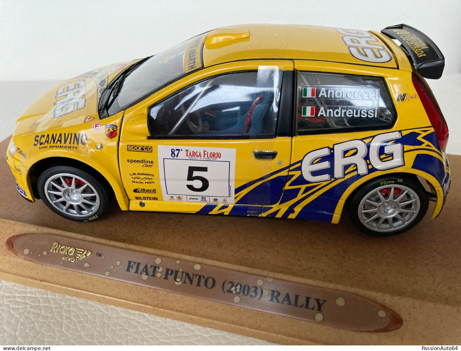 1/18 Ricko Fiat Punto Rally 2003 no Burago Solido Norev Otto Mobile Anson Spark Autoart Kyosho Minichamps BBR CMC Exoto