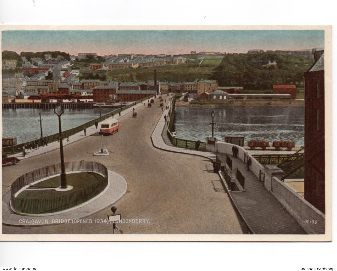 COLOURED POSTCARD - CRAIGAVON BRIDGE (OPENED 1934)   - LONDONDERRY - NORTHERN IRELAND - Londonderry