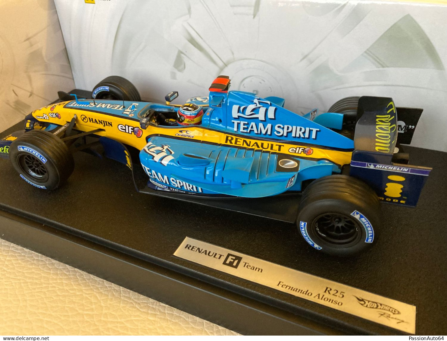 1/18 Hot Wheels Renault F1 R 25 Fernando Alonso World Champion 2005 no Minichamps GP Replicas Exoto BBR Quartzo CMR