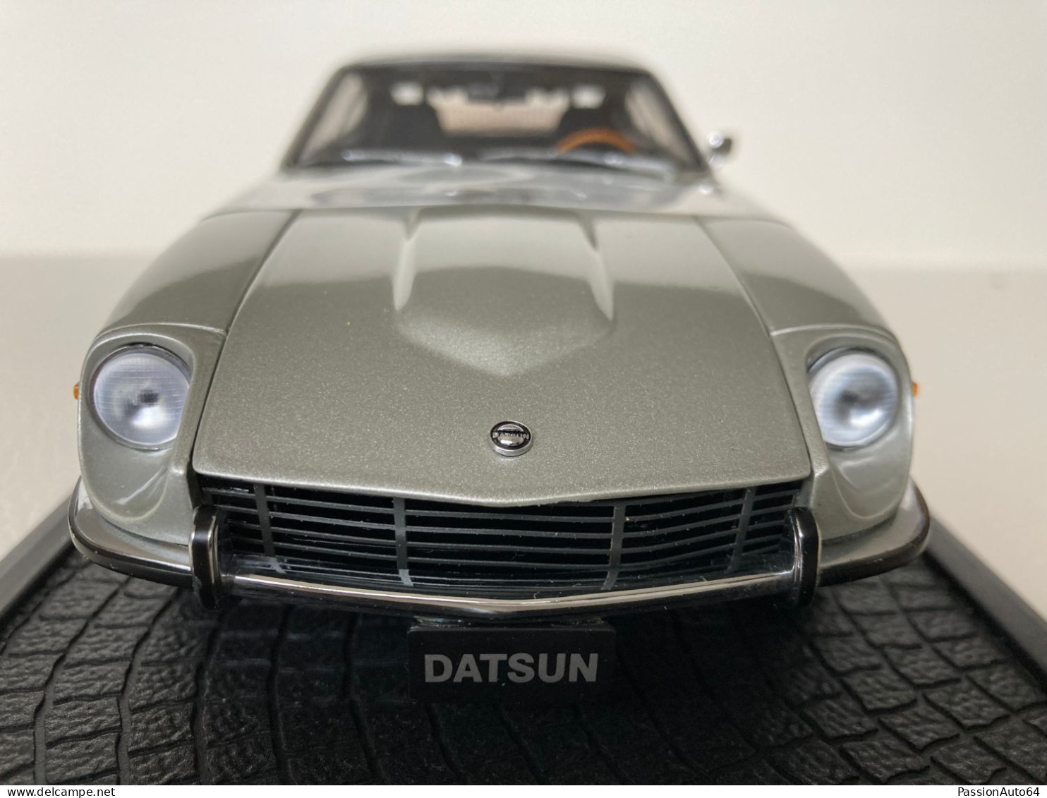 1/18 Kyosho Datsun 240 Z No Maisto UT Solido Norev SunStar CMR Minichamps Autoart Otto Mobile Spark BBR CMC Exoto - Kyosho