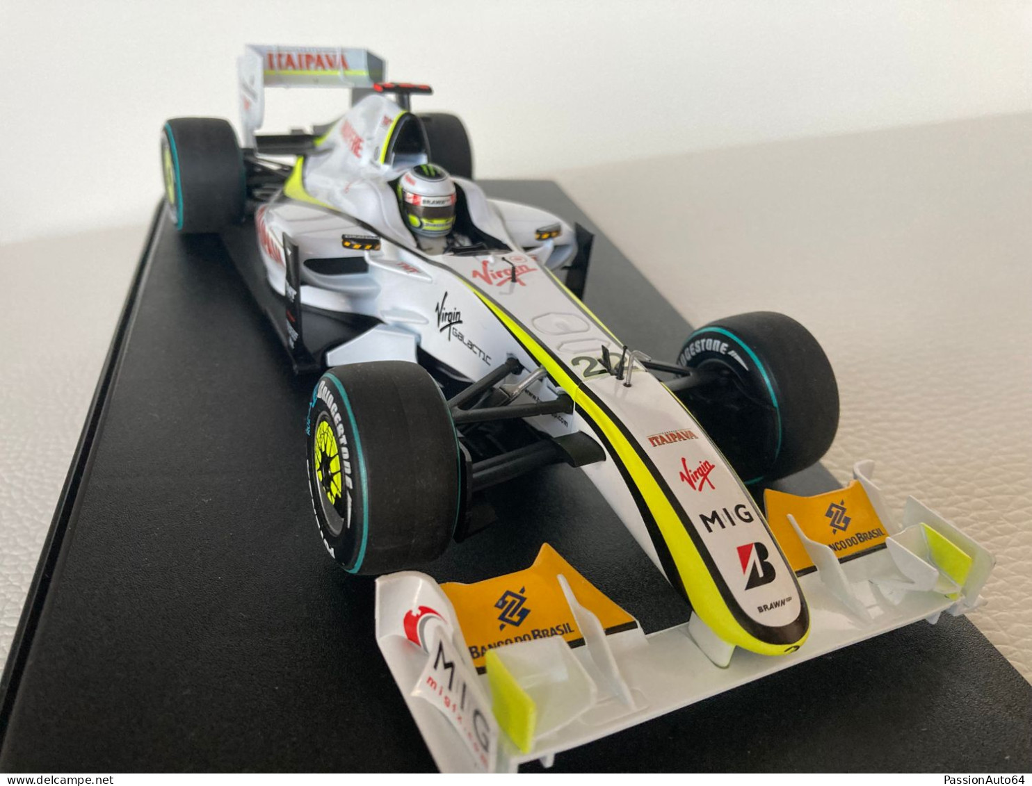 1/18 Minichamps Brawn GP BGP 001 Jenson Button Champion F1 2009 No BBR CMC Hot Wheels Gp Replicas Quartzo Exoto - Minichamps