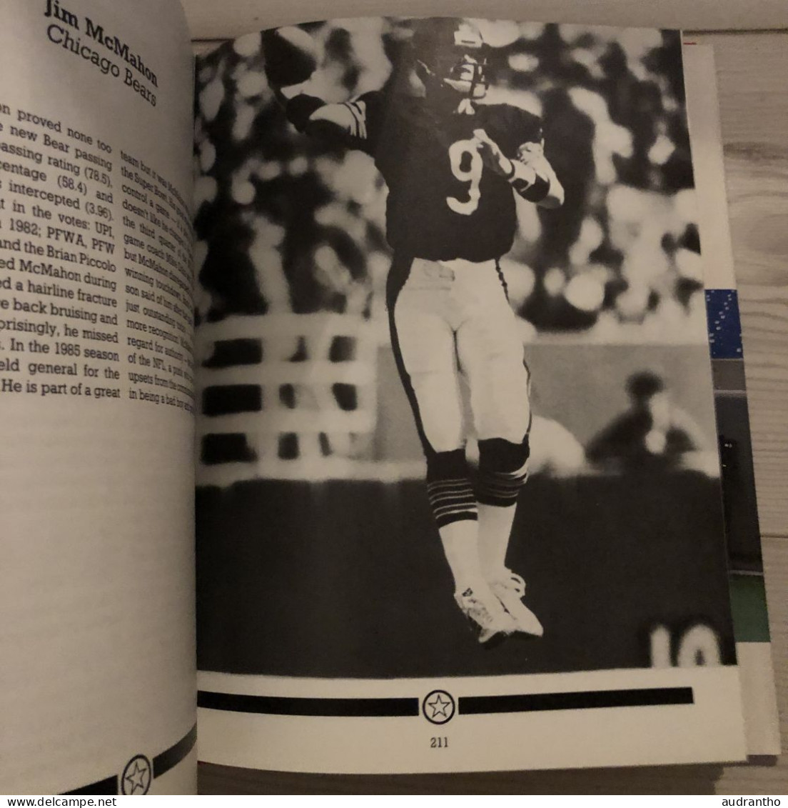 livre football américain THE COMPLETE AMERICAN FOOTBALL BOOK Nicky Horne Paul MacCartney 1986