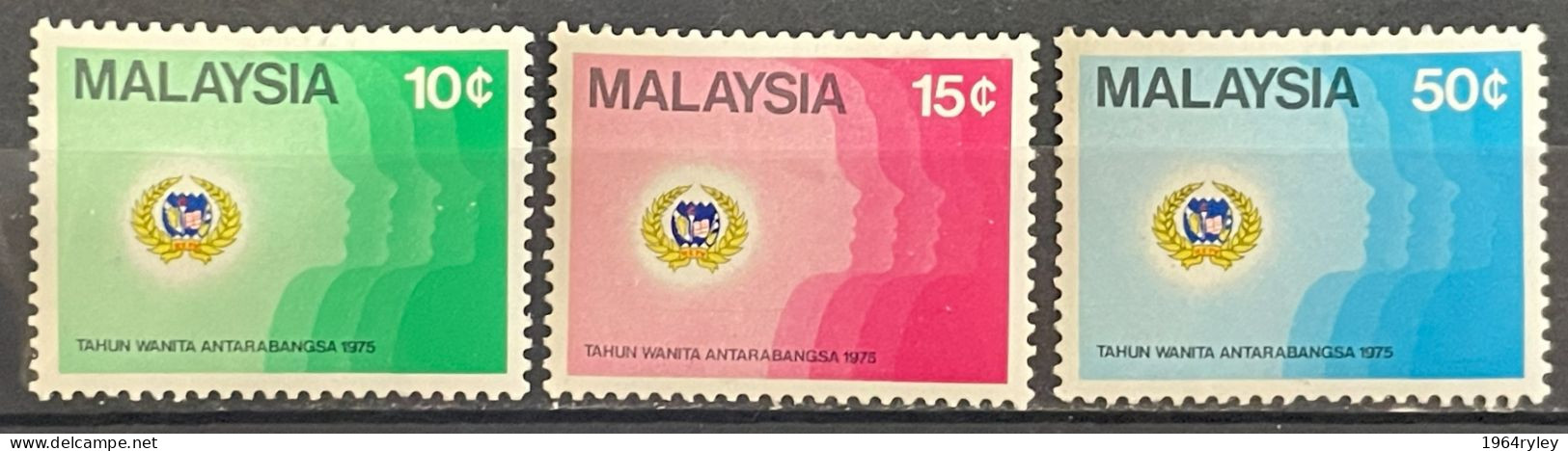 MALAYSIA -  MNH** - 1975  # 131/133 - Malaysia (1964-...)