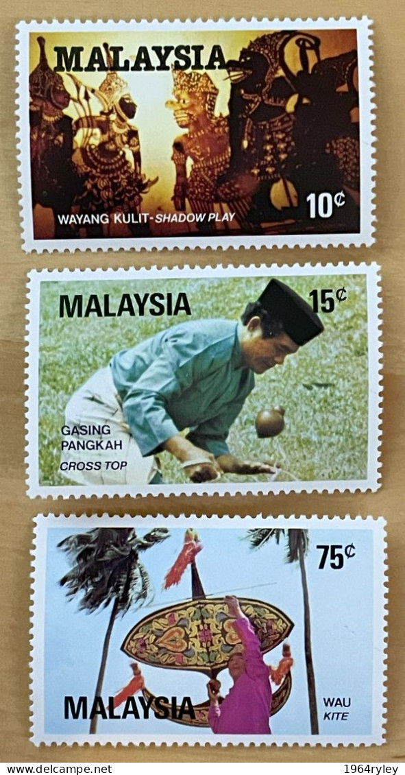 MALAYSIA -  MNH** - 1982  # 244/246 - Malasia (1964-...)