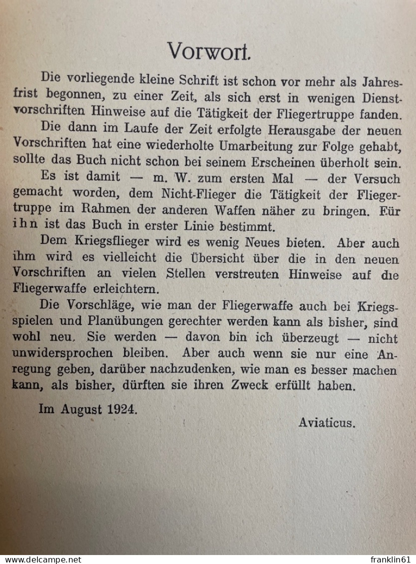 Was Muss Der Deutsche Von Der Fliegerei Wissen?. - Militär & Polizei