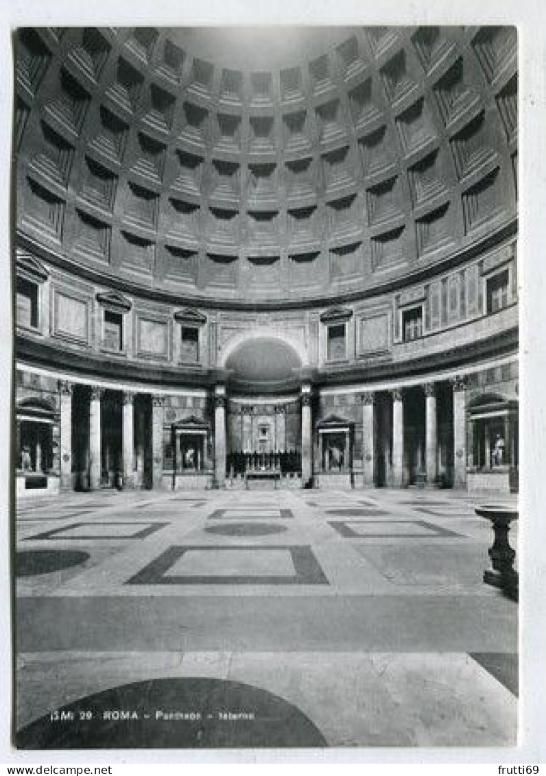 AK 188796 ITALY - Roma - Pantheon - Interno - Panteón