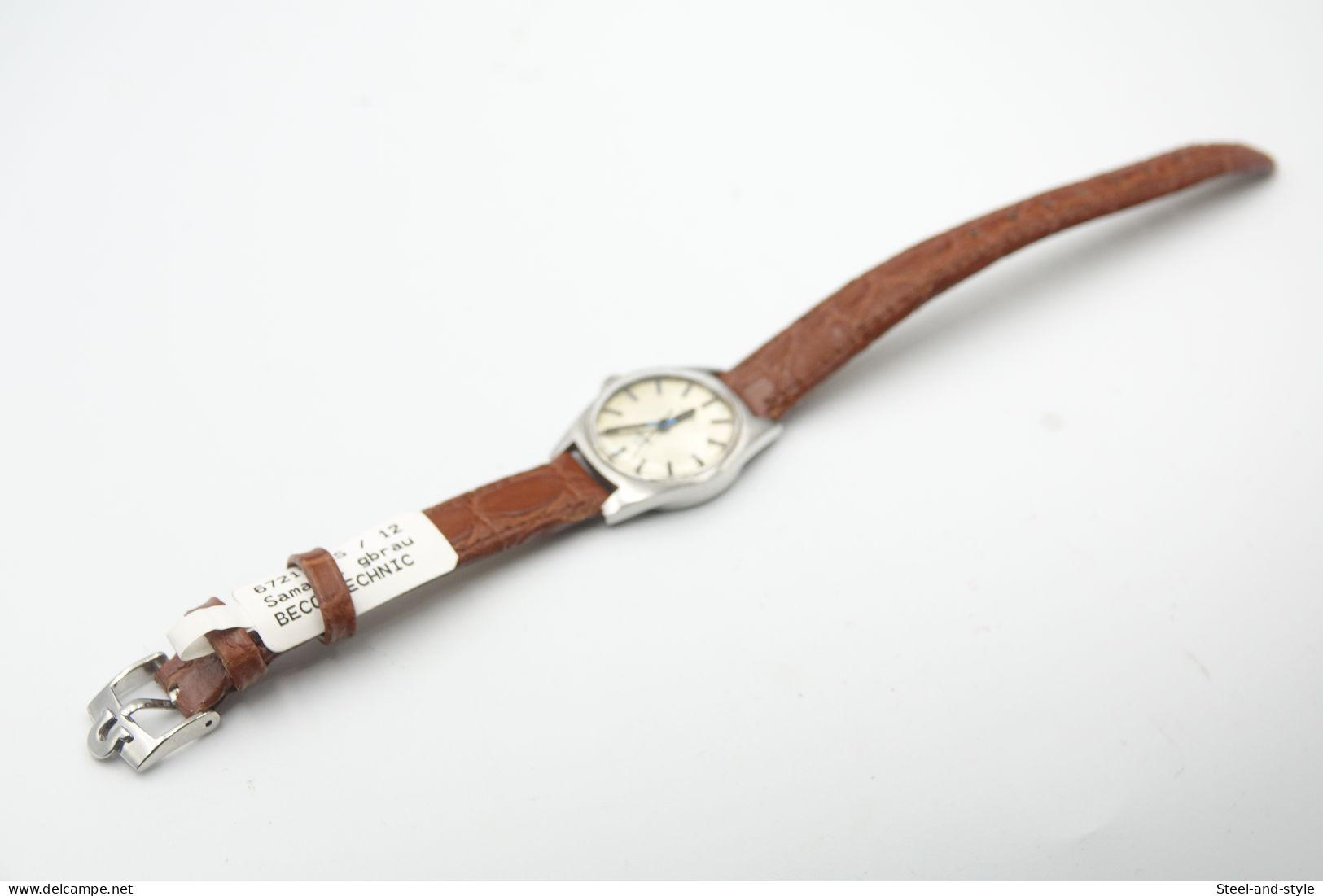 Watches : OMEGA GENEVE REF. 535.014 RARE SILVER DIAL VARIANT - 1960-69's - Original - Running - Excelent - Designeruhren