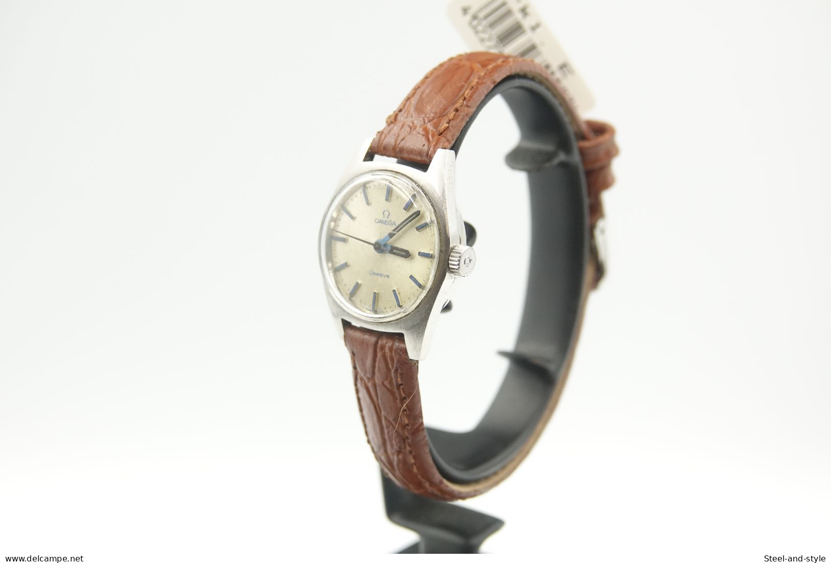 watches : OMEGA GENEVE REF. 535.014 RARE SILVER DIAL VARIANT - 1960-69's - original - running - excelent