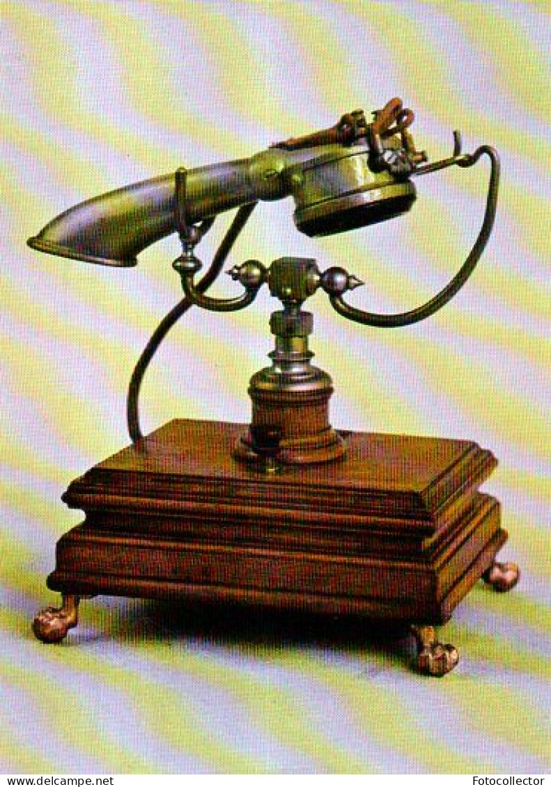 Cpm Collection Historique Des Telecom N°20 : Poste Berliner Mobile Antérieur à 1909 (téléphone) - Telefoontechniek