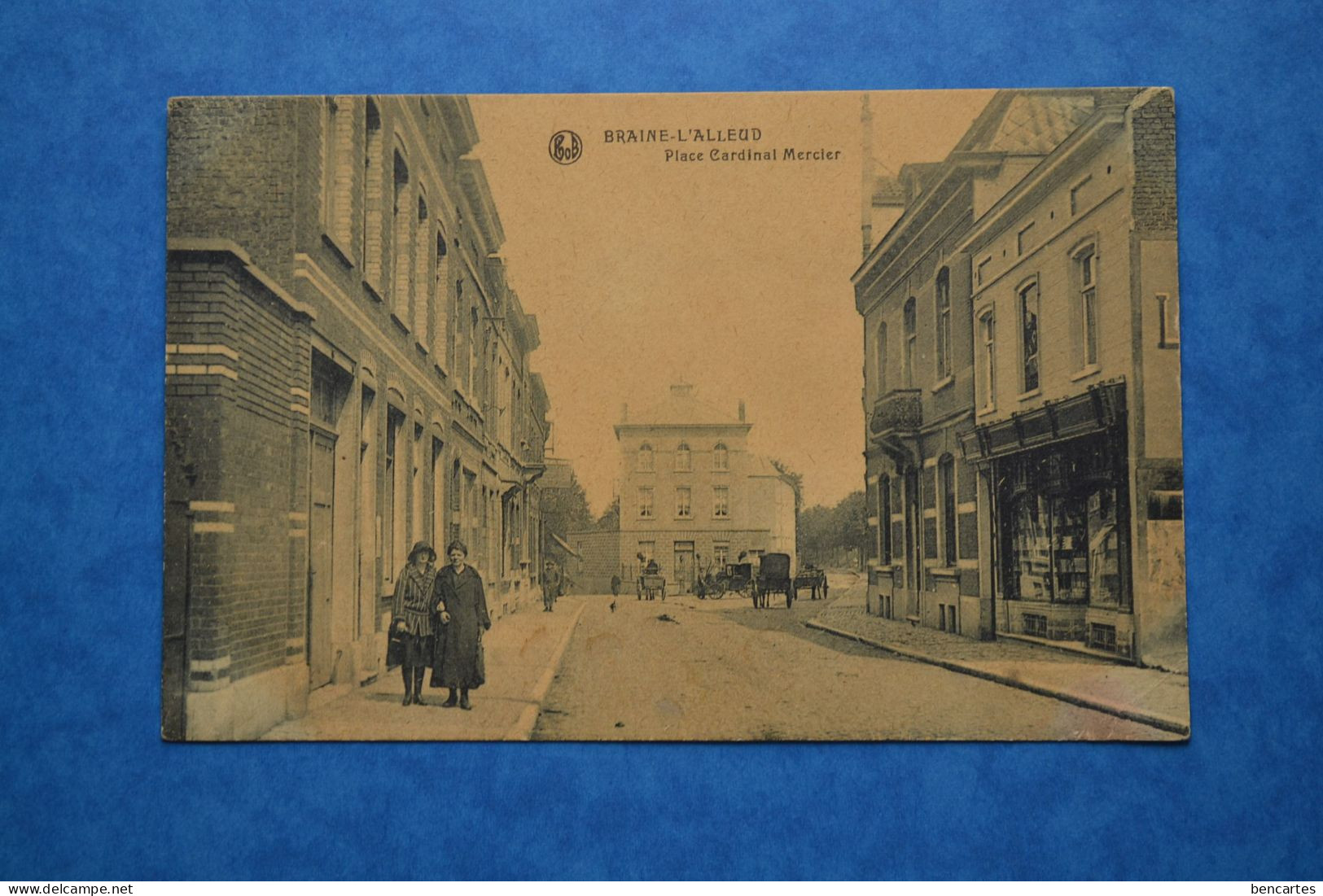 Braine-l'Alleud : Place Du Cardinal Mercier Animée. Version Rare - Eigenbrakel