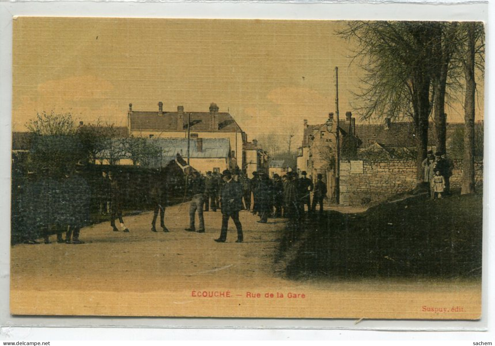 61 ECOUCHE Vente D'un Cheval ? Rue De La Gare Villageois Autour Cheval De Course ?  1910 Couleur Aspect Toilé  D05 2022 - Ecouche