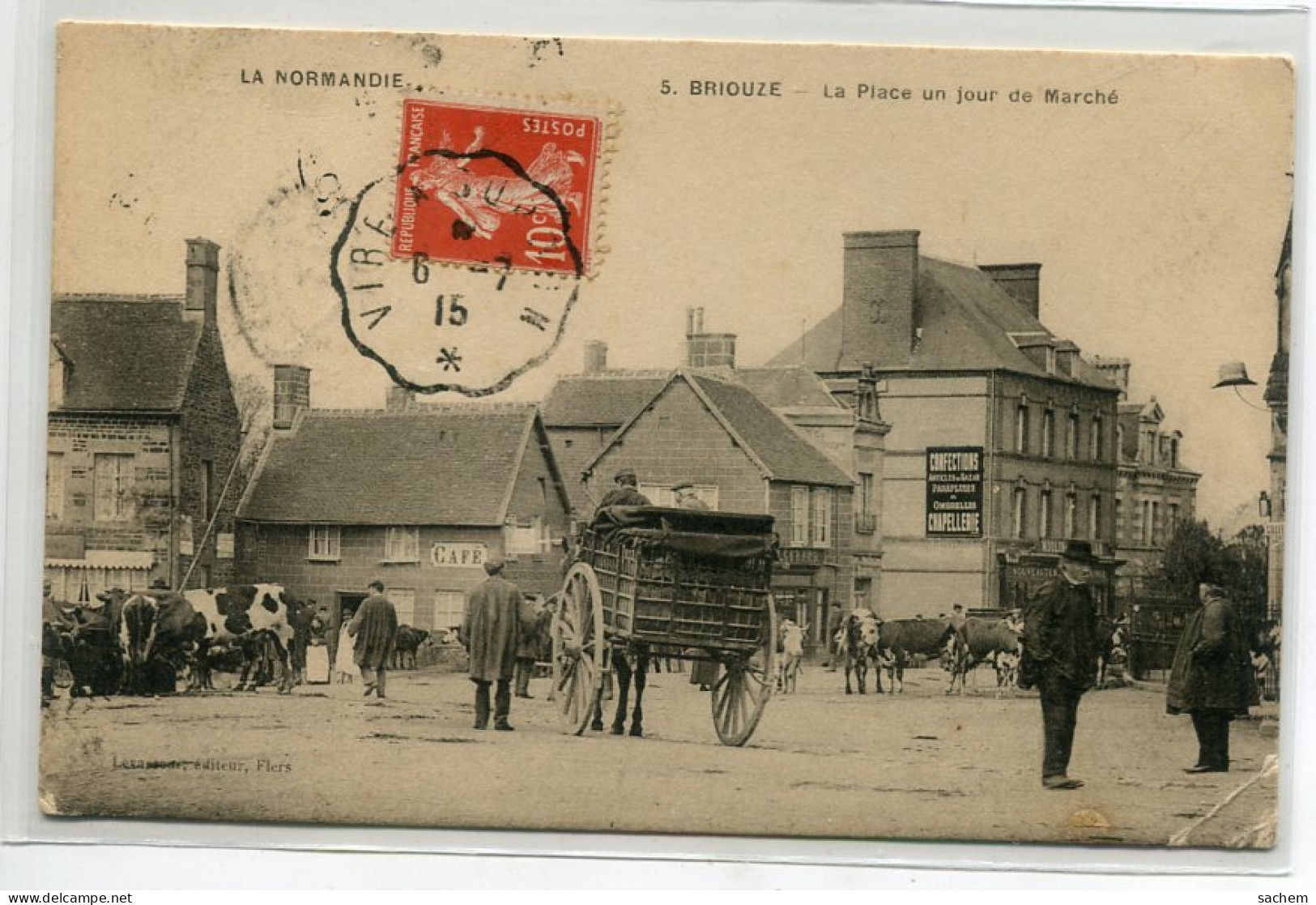 61 BRIOUZE Un Jour De Marché Sur La Place Charette Paysan Et Vaches  1915 écrite Timbrée Edit Levasseur  La No  D06 2022 - Briouze