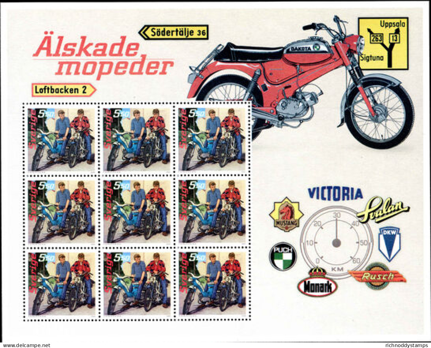 Sweden 2005 Two Mopeds And Riders Sheetlet Unmounted Mint. - Ungebraucht