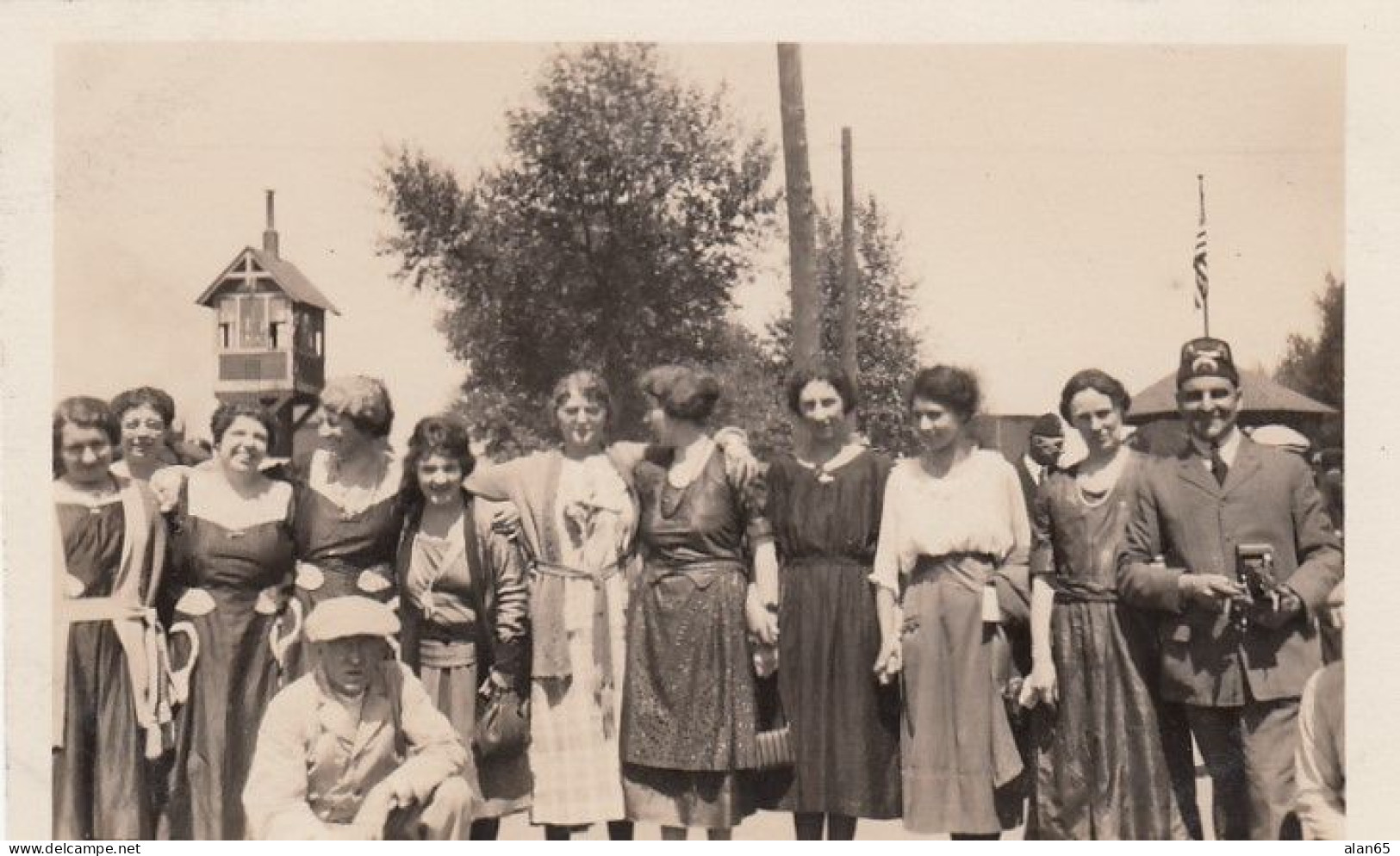 Green River Wyoming, Masonic Shriners Gathering, Women, Man With Camera, C1920s Vintage Real Photo Postcard - Green River