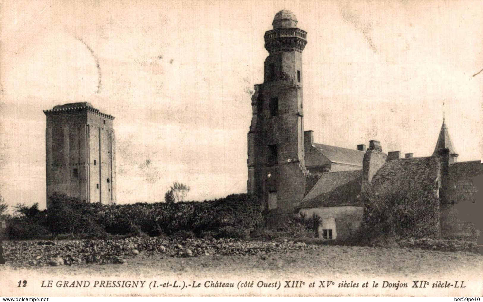 37 LE GRAND PRESSIGNY LE CHATEAU  COTE OUEST ET LE DONJON - Le Grand-Pressigny