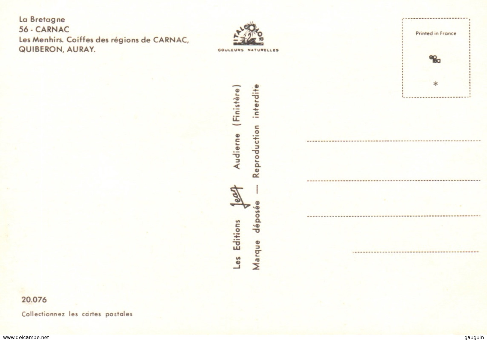 CPSM - MÉGALITHES - CARNAC Les Menhirs Couples Costumés - Edition Jean - Dolmen & Menhirs