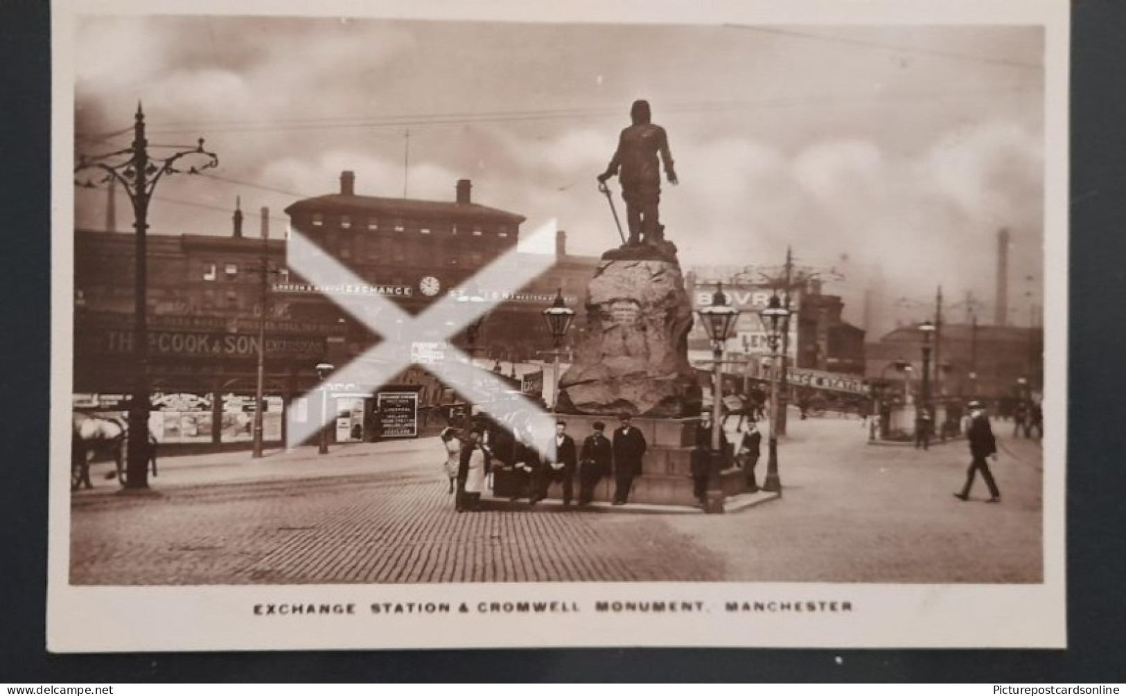 MANCHESTER EXCHANGE STATION AND CROMWELL MONUMENT OLD R/P POSTCARD LANCASHIRE RAILWAY L&NWR - Manchester