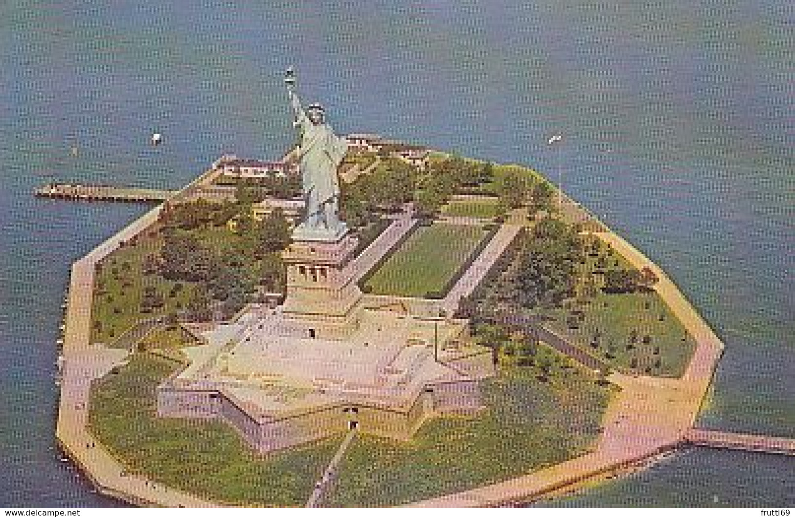 AK 189103 USA - New York City - Statue Of Liberty - Estatua De La Libertad