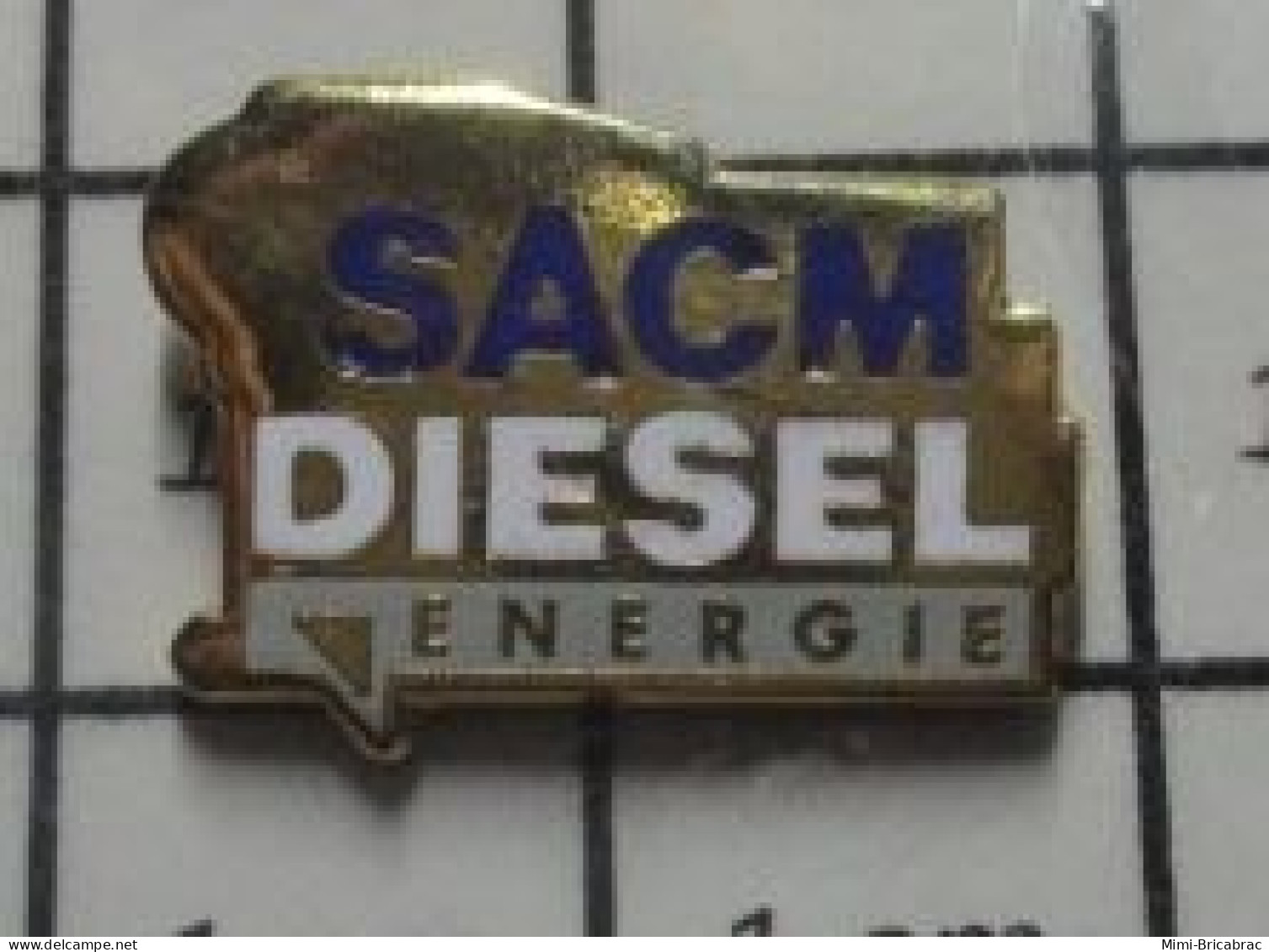 619 Pin's Pins / Beau Et Rare / CARBURANTS / SACM DIESEL ENERGIE - Fuels