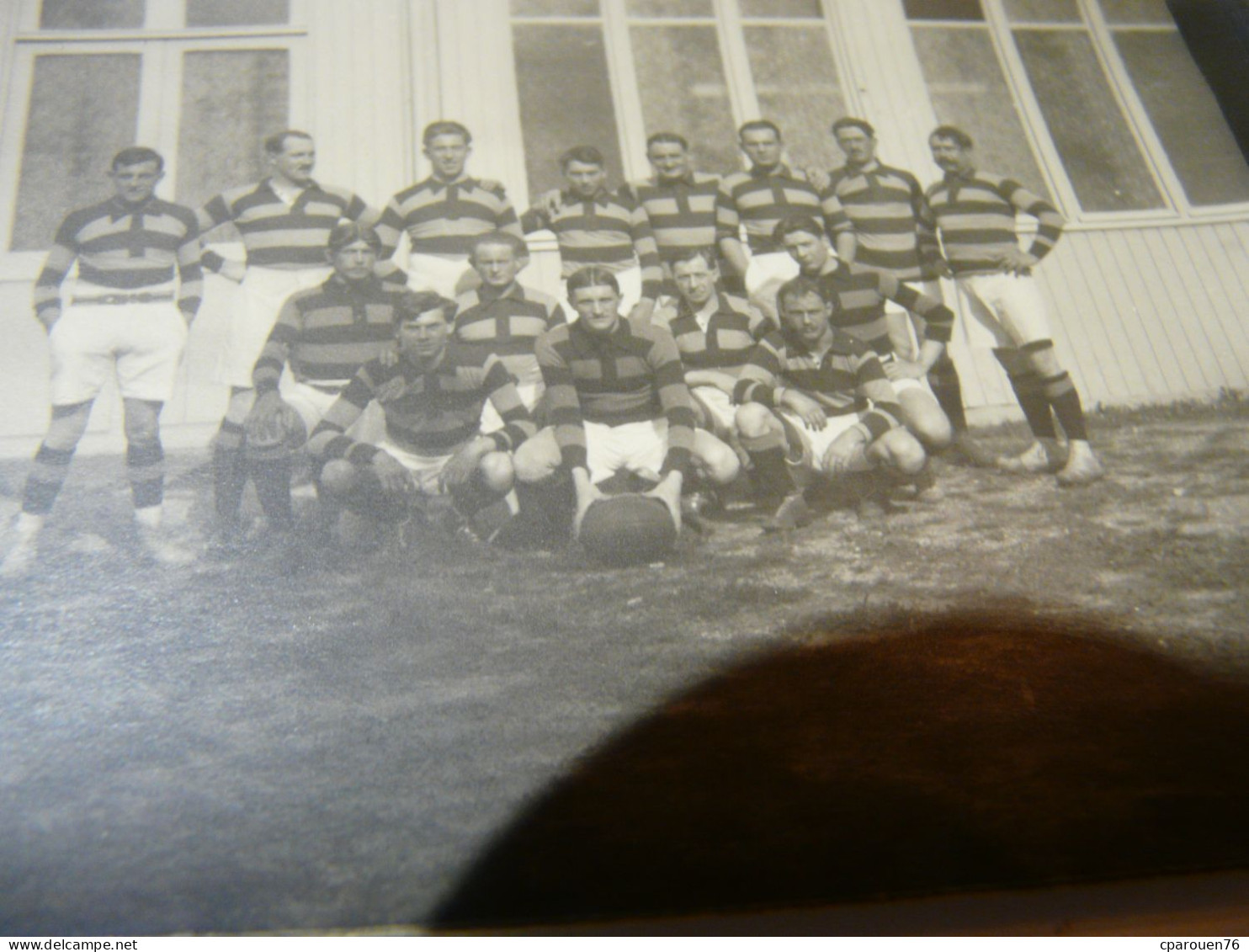 Carte Photo Années 20 Rencontre De Rugby à XV Sur Un Stade à Identifier Sport Une équipe En Présentation - Rugby