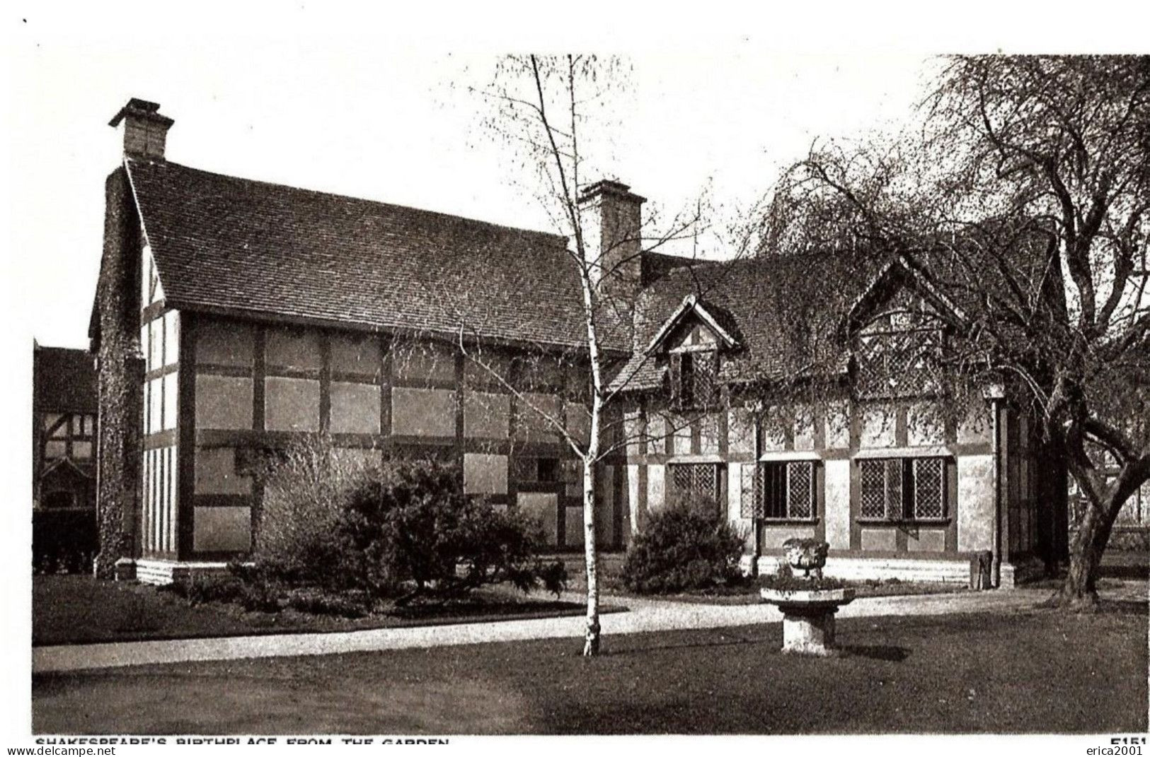 Stratford Upon Avon. Shakespeare's Birthplace From The Garden. - Stratford Upon Avon