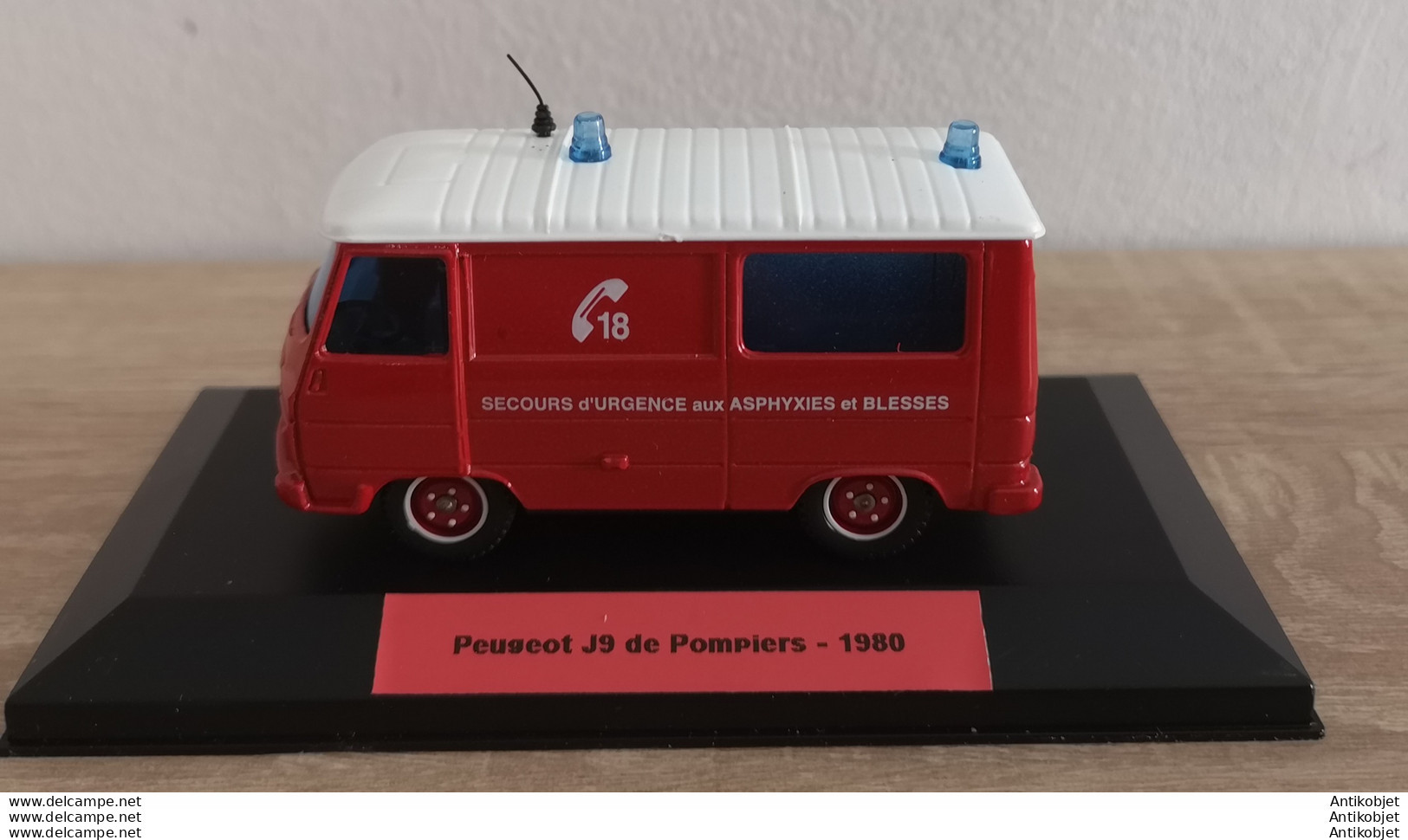 Peugeot J9 De Pompiers 1980 - Norev