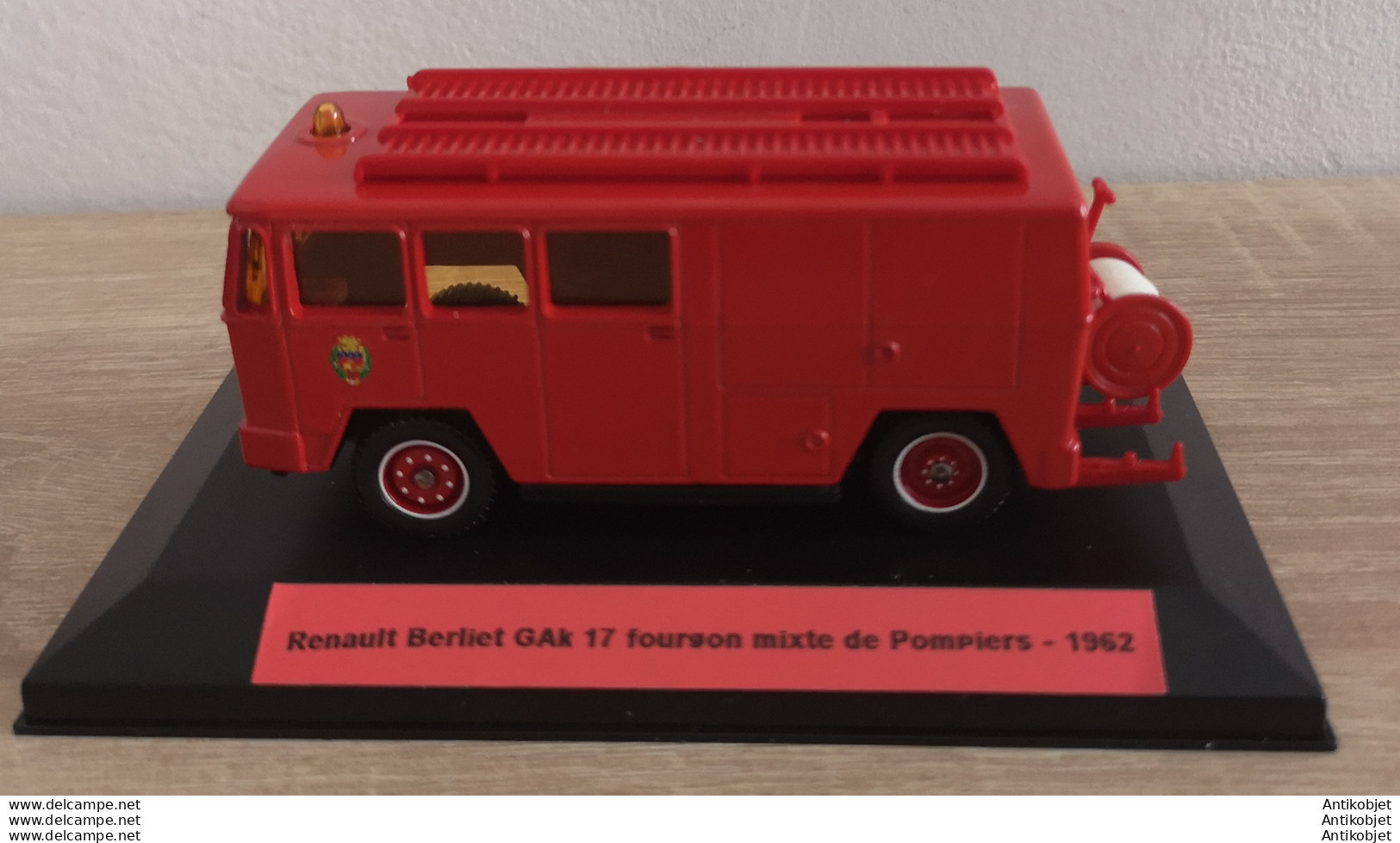 Renault Berliet GAK 17 Fourgon Miste De Pompiers 1962 - Norev