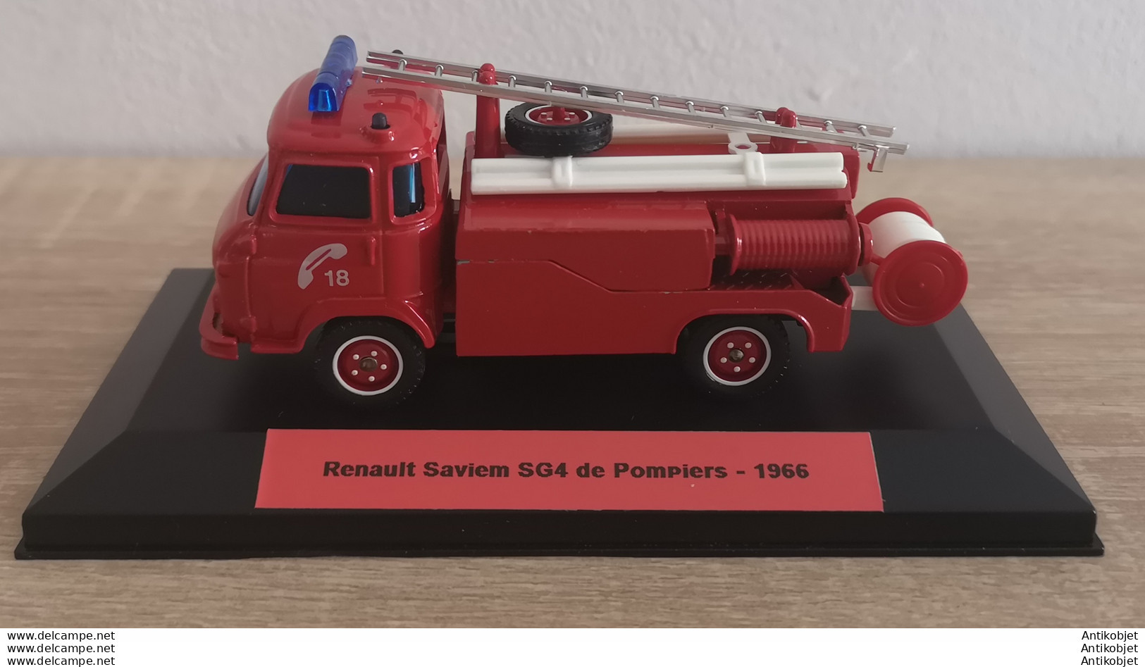 Renault Saviem SG4 De Pompiers 1965 - Norev