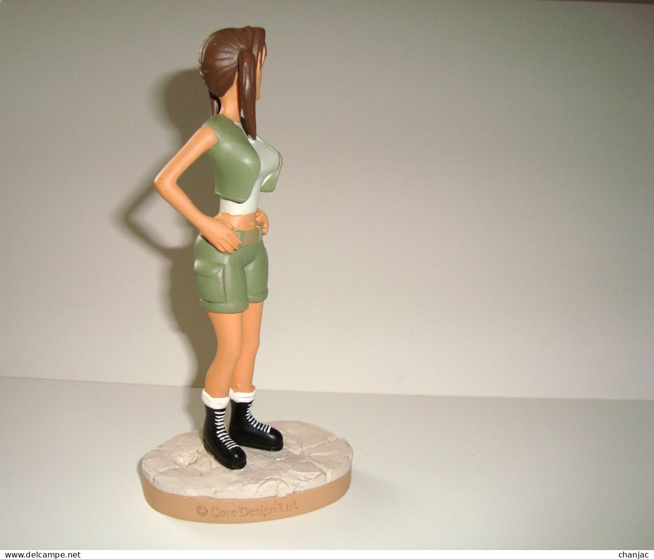 Figurine TOMB RAIDER -  LARA CROFT -  La Révélation Finale, Cambodge - Atlas 2005 - Jeux Vidéo