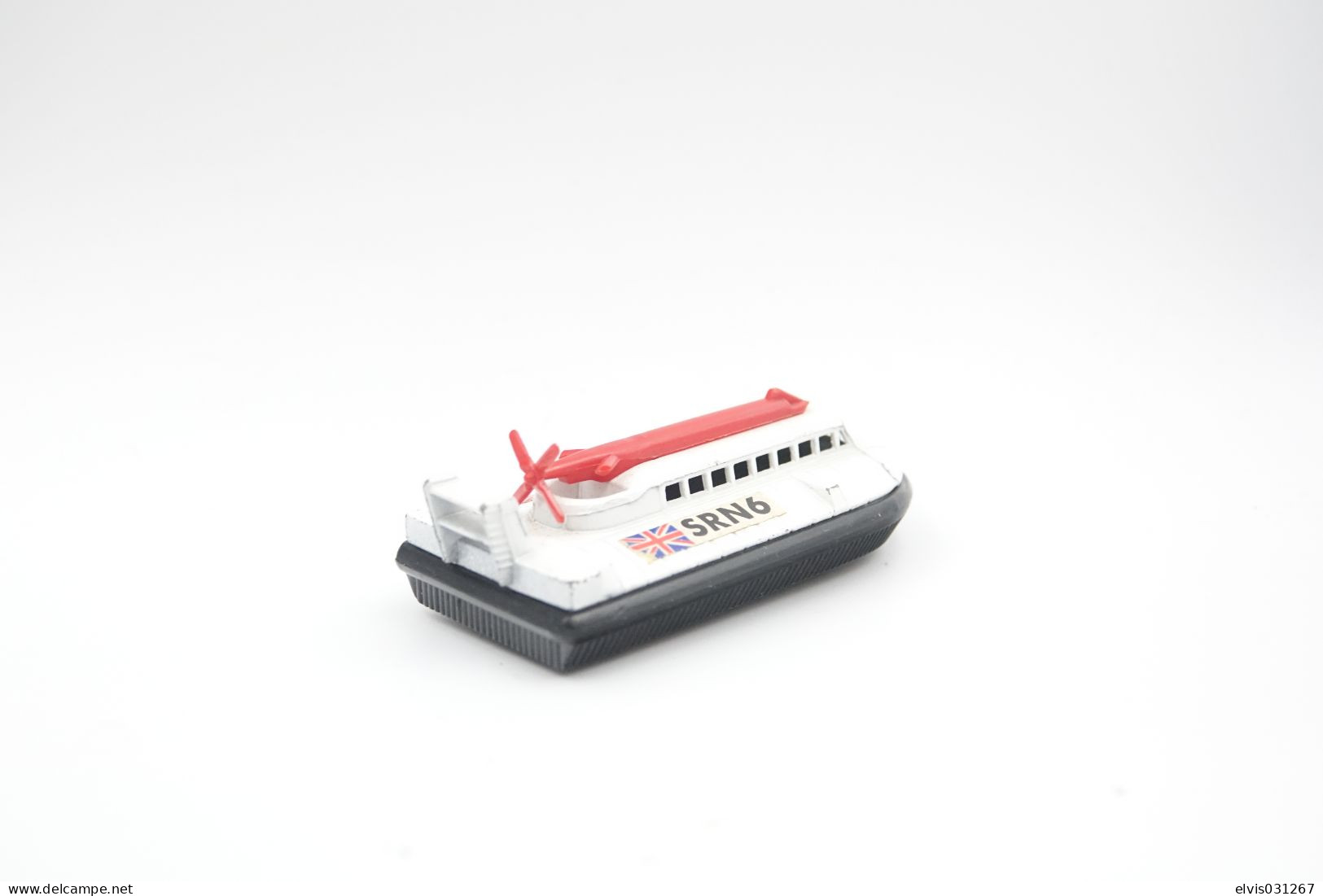 Matchbox Lesney MB72-B2 Hovercraft SRN6, Issued 1972 - Matchbox