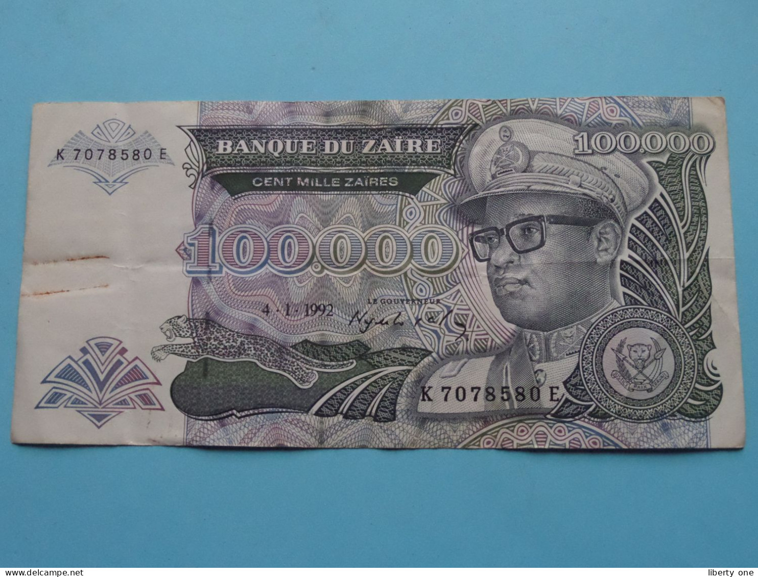 Cent Mille (100.000) Zaires ( See / Voir Scans ) Banque Du ZAIRE - 4-1-1992 ( Circulated ) ! - Zaire