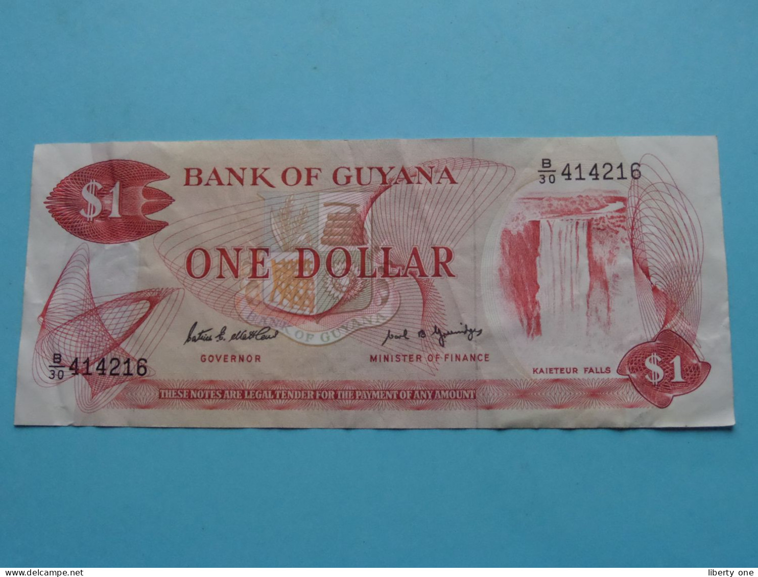 One (1) Dollar ( See / Voir Scans ) GUYANA ( Circulated ) ! - Guyana