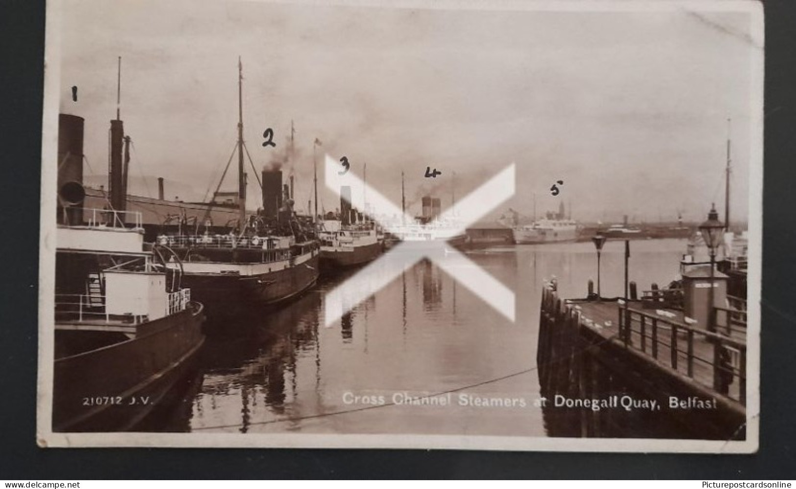 CROSS CHANNEL STEAMERS AT DONEGALL QUAY BELFAST OLD R/P POSTCARD NORTHERN IRELAND - Belfast