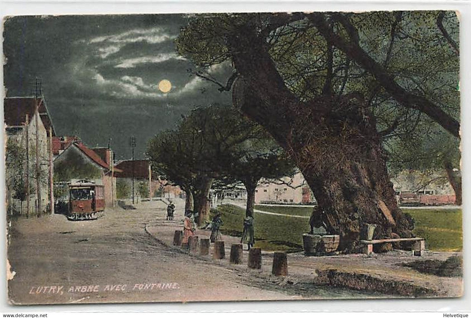 Lutry Arbre Avec Fonraine Tram Pleine Lune - Lutry