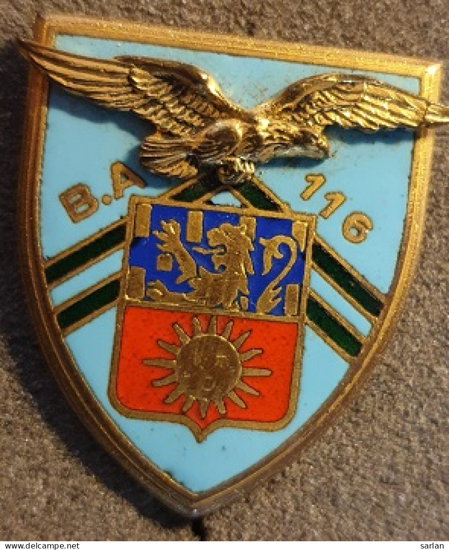 Insigne Militaire 21 , Base Aérienne 116, LUXEUIL, émail, Dos Guilloché - Armée De L'air