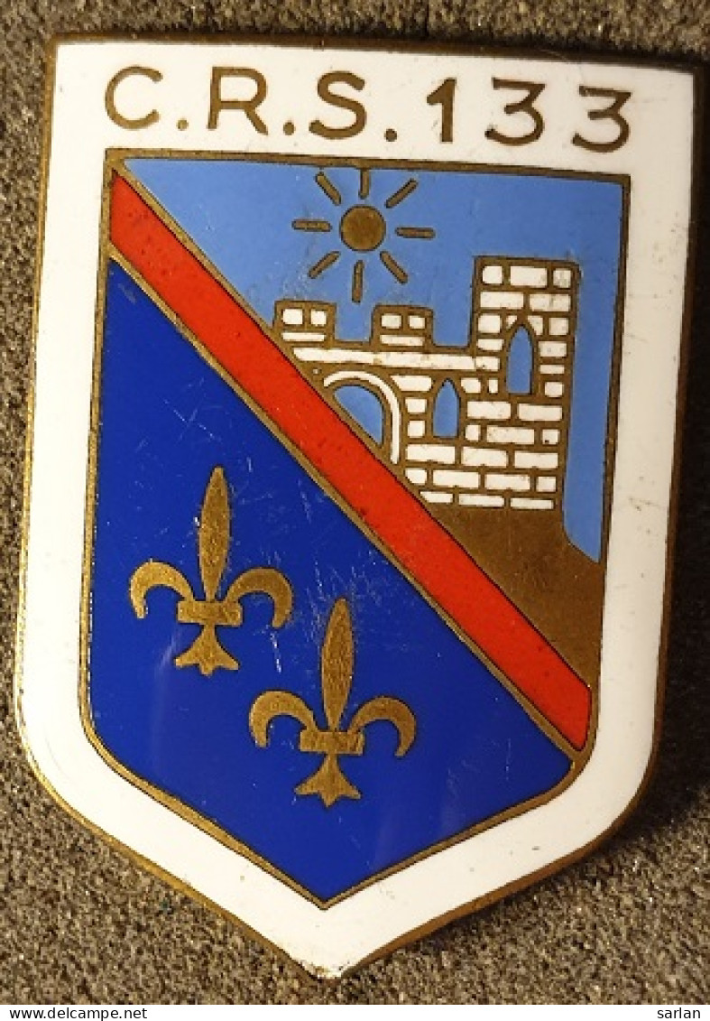 Insigne Militaire 96 , C.R.S. 133 , MONTLUCON , émail Augis Lyon - Polizei