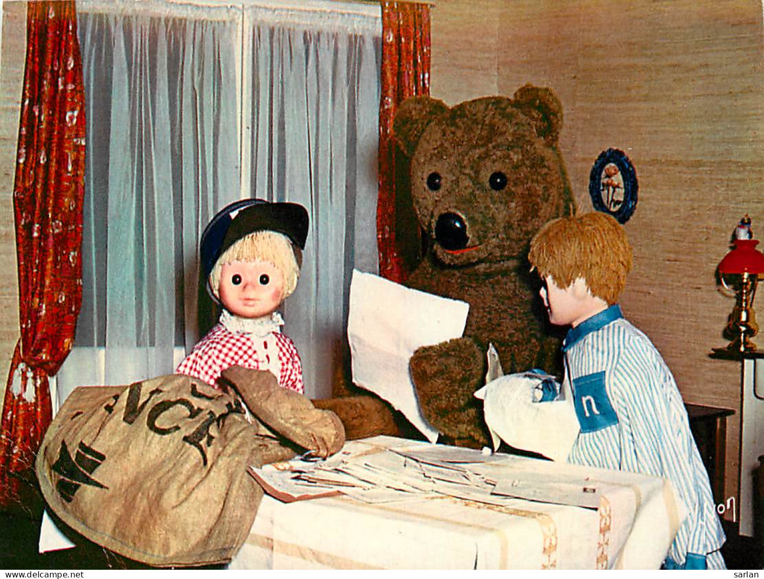 Bonne Nuit Les Petits , Nounours Lit Son Courrier , * M 19 45 - Séries TV