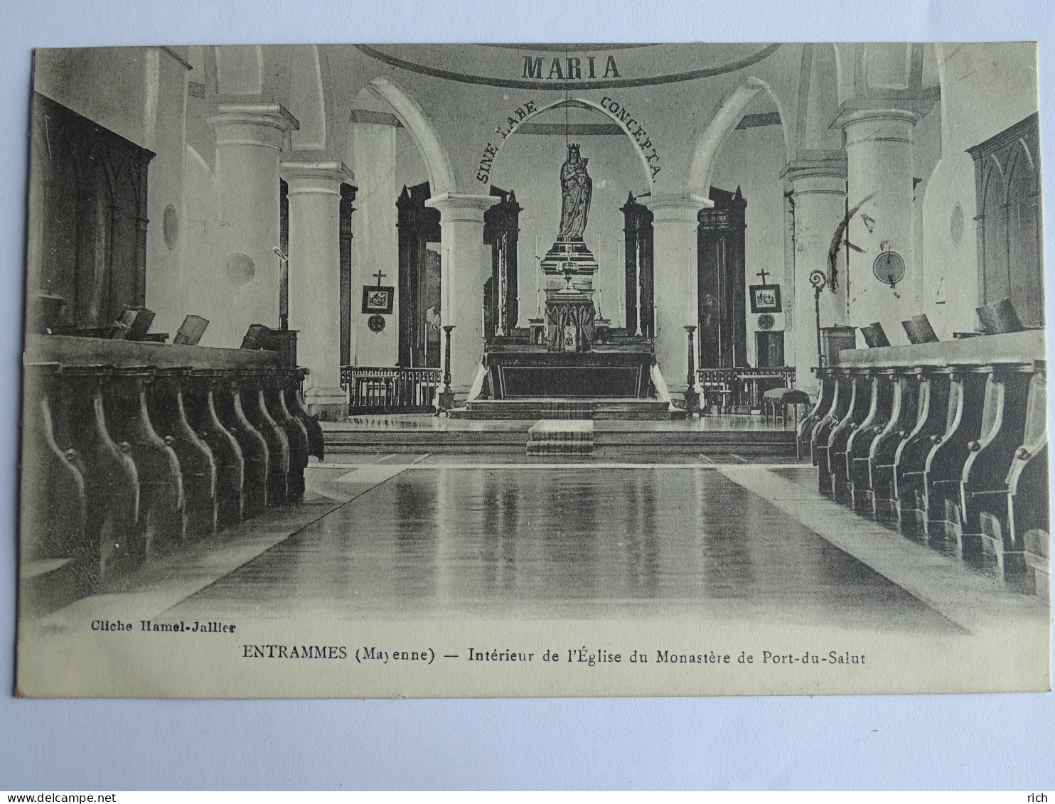 CPA 53 Mayenne - Entrammes - Intérieur De L'Eglise Du Monatère De Port Du Salut - Entrammes