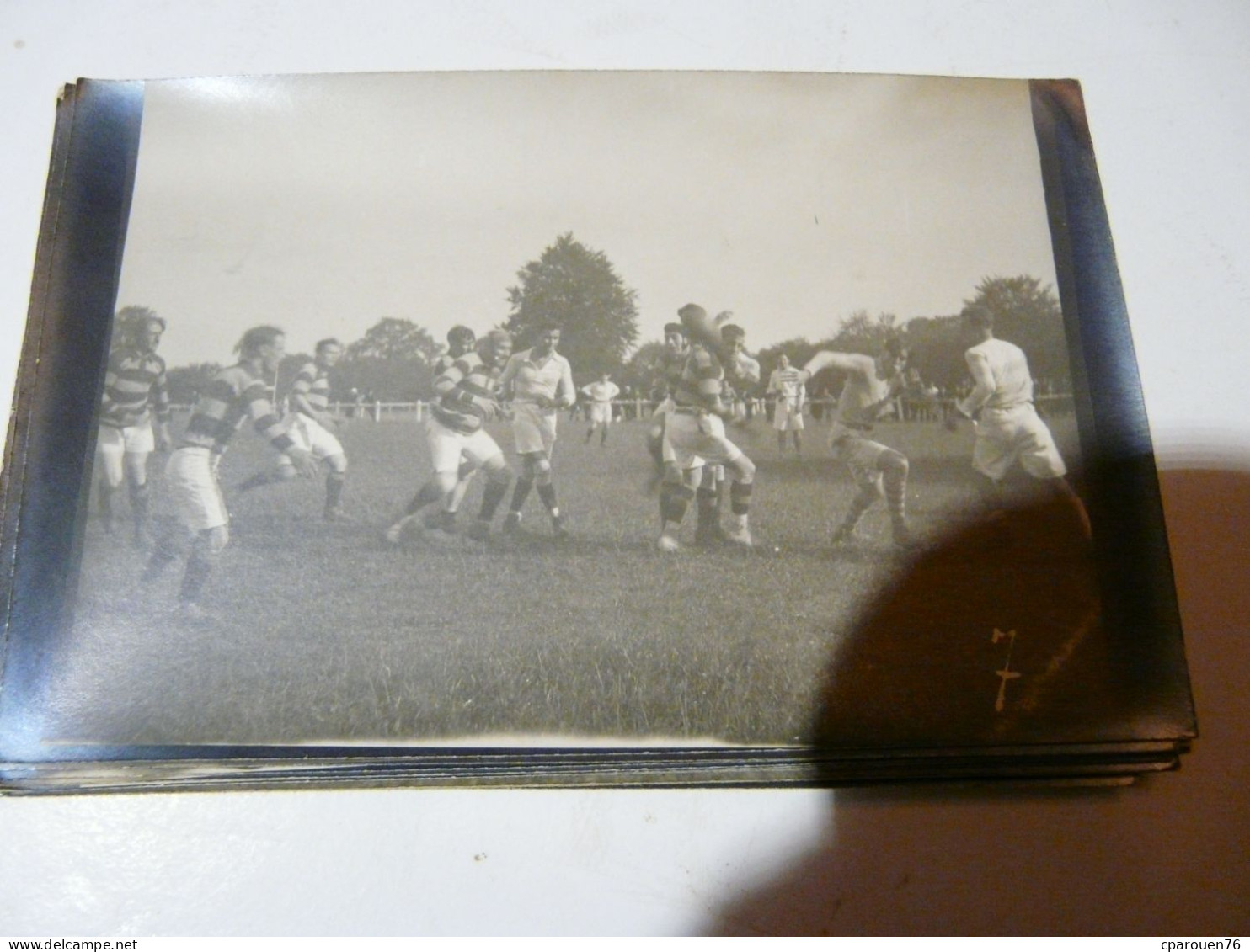 Carte Photo Années 20 Rencontre De Rugby à XV Sur Un Stade à Identifier Le Jeu - Rugby