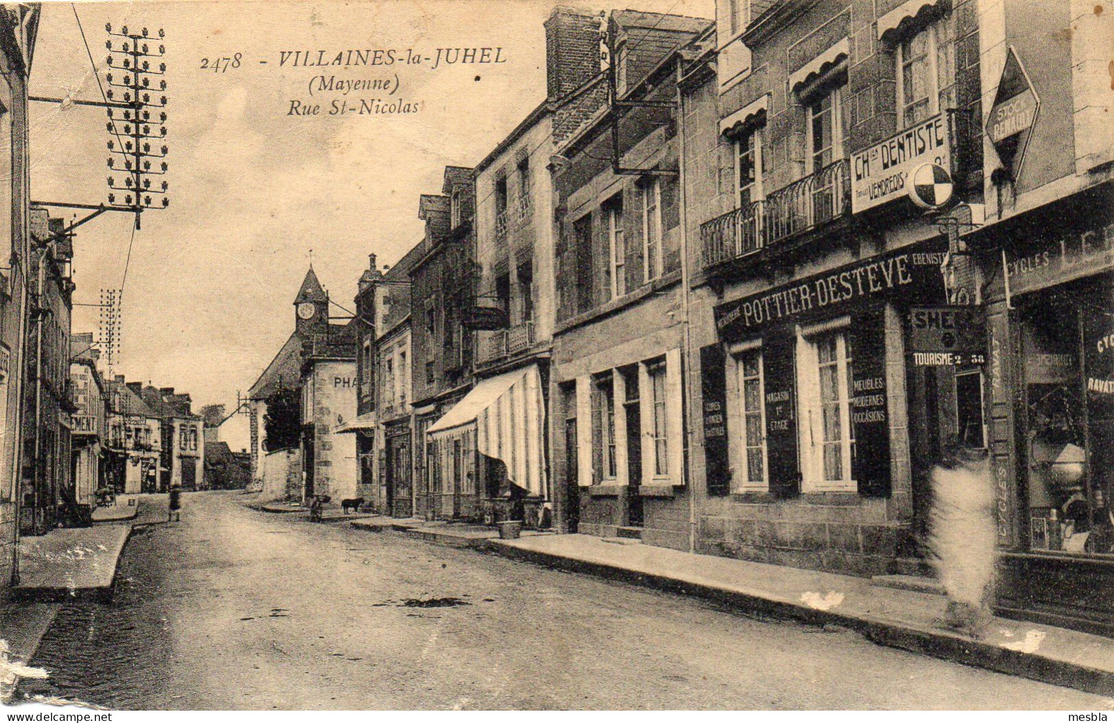 CPA -  VILLAINES - La - JUHEL  (53)  Rue Saint Nicolas -   Magasin Cycles, Panneau Stock Renault - Shell - Dentiste - Villaines La Juhel