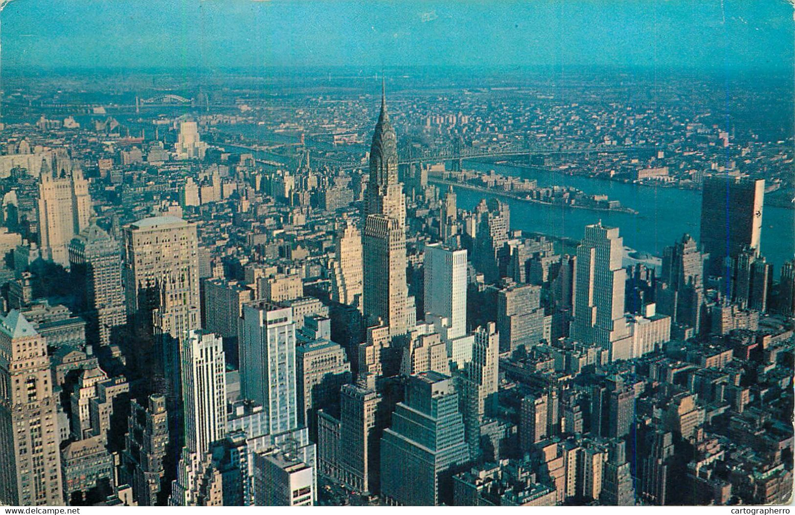 USA New York Cityscape With Chrysler Building & UN Hq Across East River To Queens - Chrysler Building