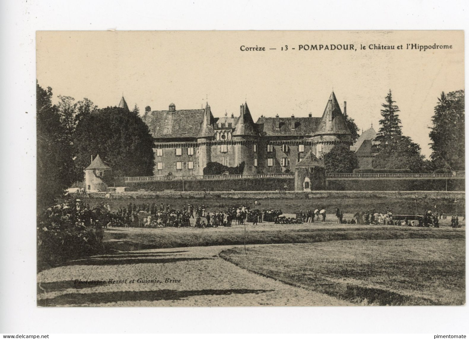 POMPADOUR LE CHATEAU ET L'HIPPODROME - Arnac Pompadour