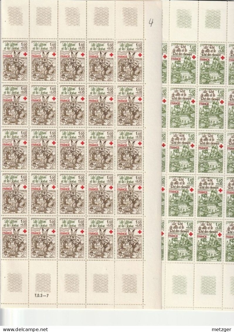 2 Feuilles Complètes De 50 Timbres Des N° 2024/25 Croix-Rouge 1978 - Feuilles Complètes