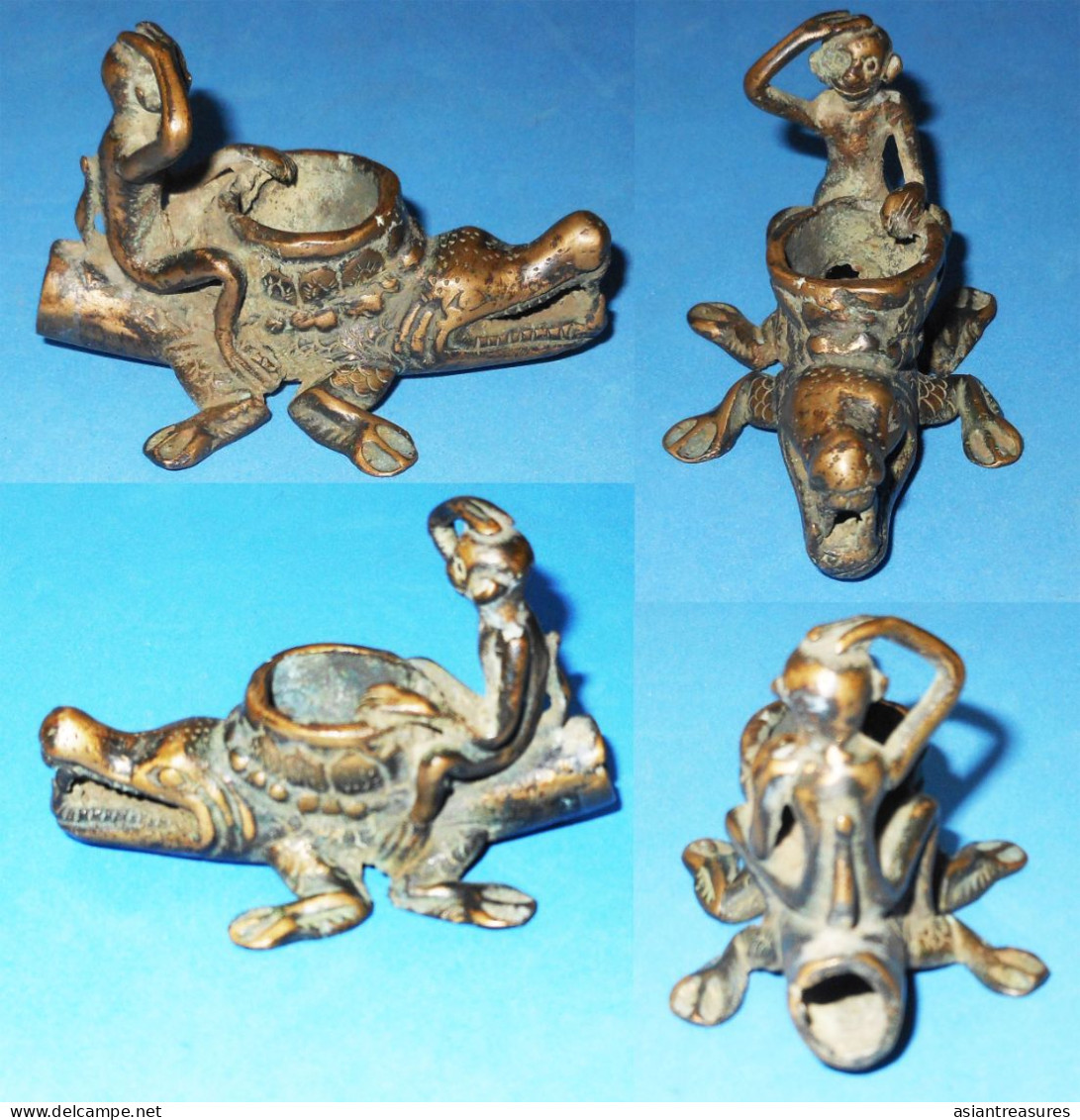 Bronze Monkey On A Crocodile Pipe Lotus Bowl 6 Cm Tall - Asiatische Kunst