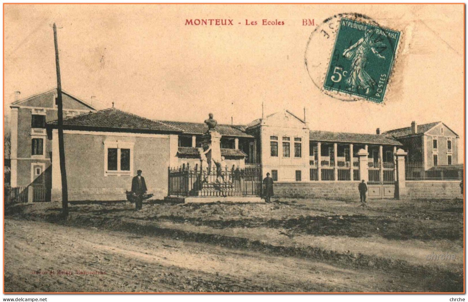 84 - MONTEUX -  Les Ecoles - Monteux