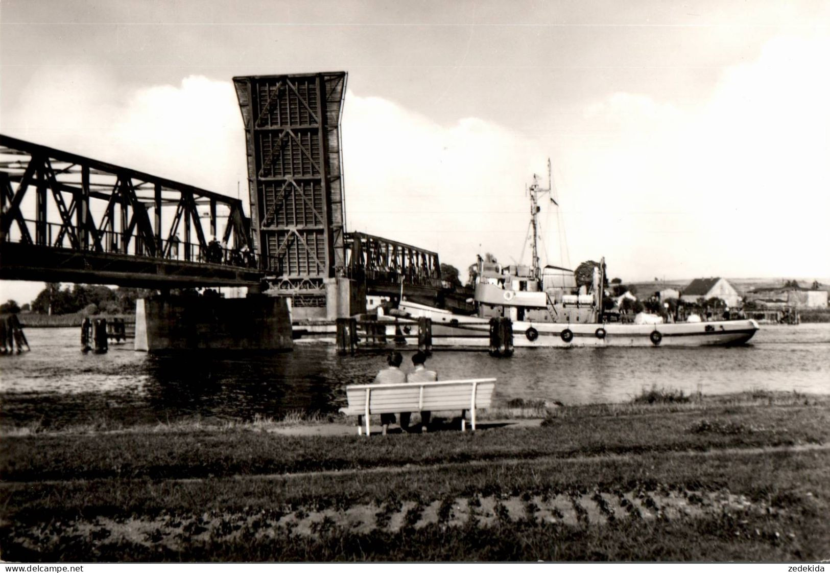 G8868 - TOP Wolgast Brücke Hafen Schlepper - Bild Und Heimat Reichenbach - Wolgast