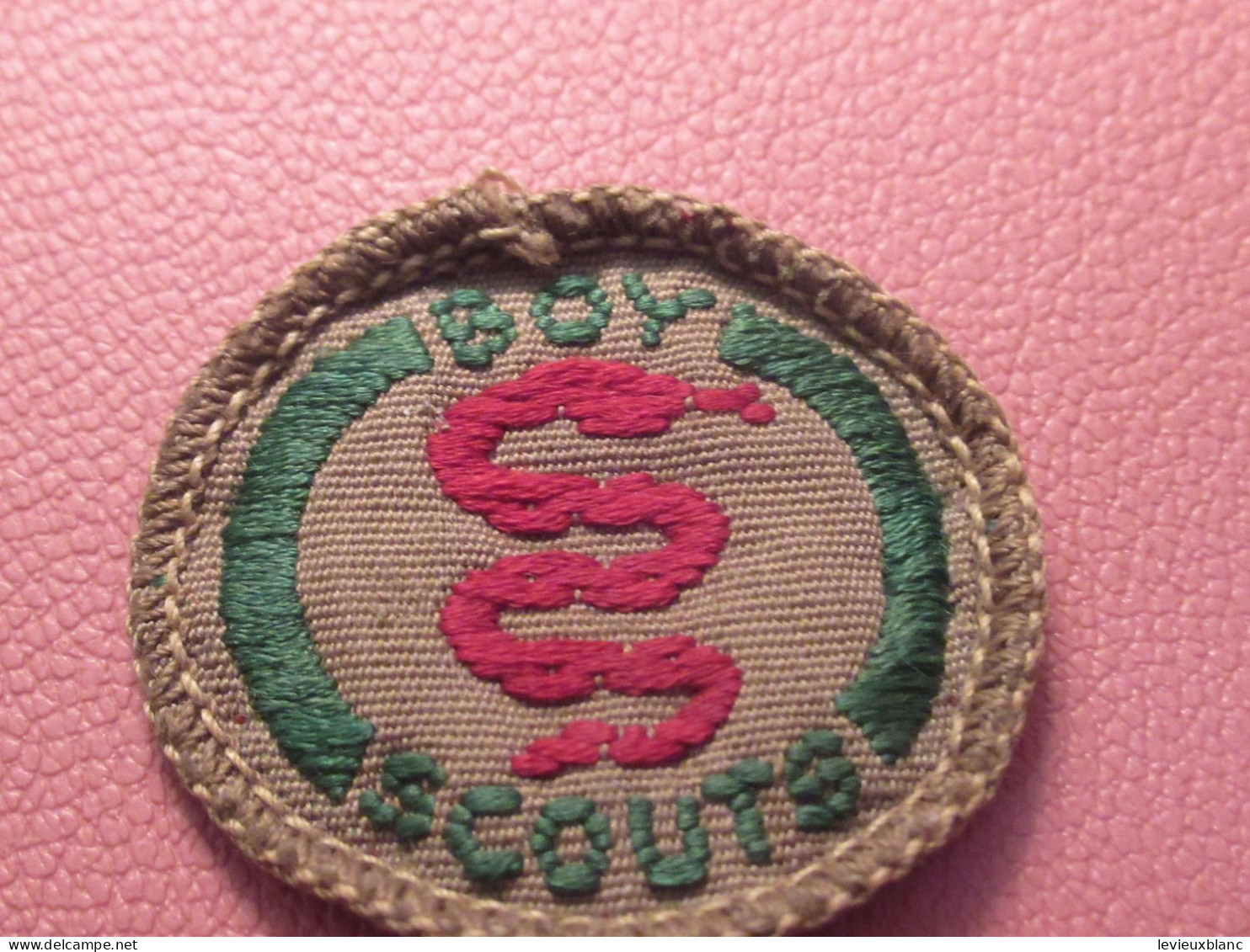 Scoutisme Canada/ Ecusson  Tissu/ Insigne De Mérite/Chaîne  ?  /année 1940-1960                  ET596 - Pfadfinder-Bewegung