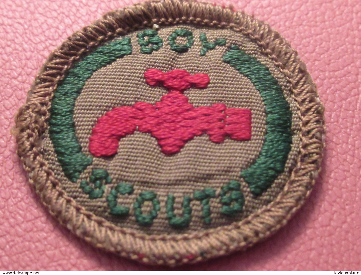 Scoutisme Canada/ Ecusson  Tissu/ Insigne De Mérite/Robinet /année 1940-1960                  ET598 - Movimiento Scout