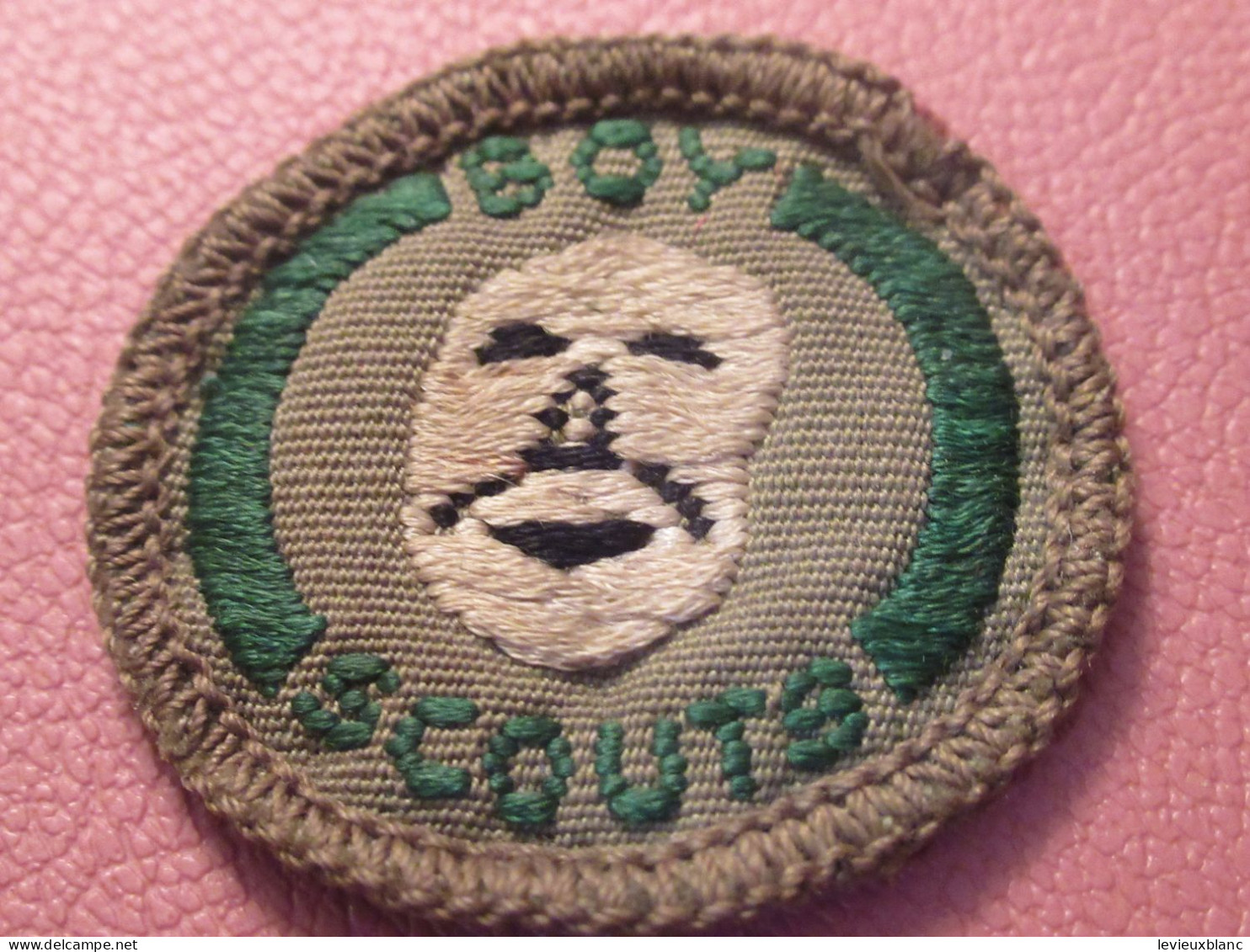 Scoutisme Canada/ Ecusson  Tissu/ Insigne De Mérite/Masque  /année 1940-1960                  ET611 - Scoutisme